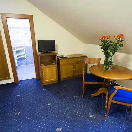 Modra Ruze Aparthotel Praha