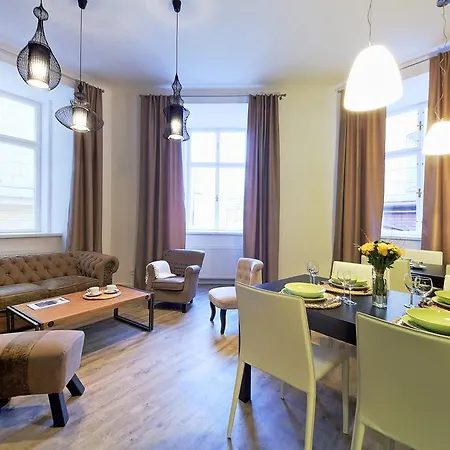 Deluxe Apartamento *