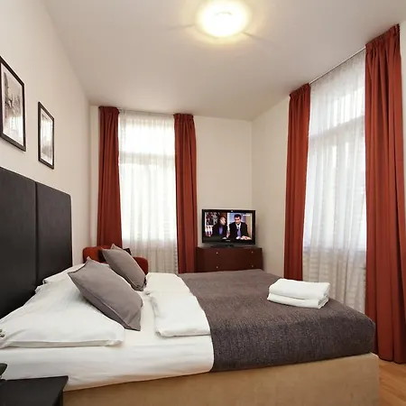 Theatre Apartamento *