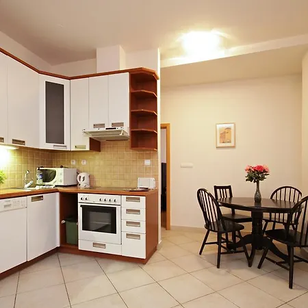 Apartamento Theatre *