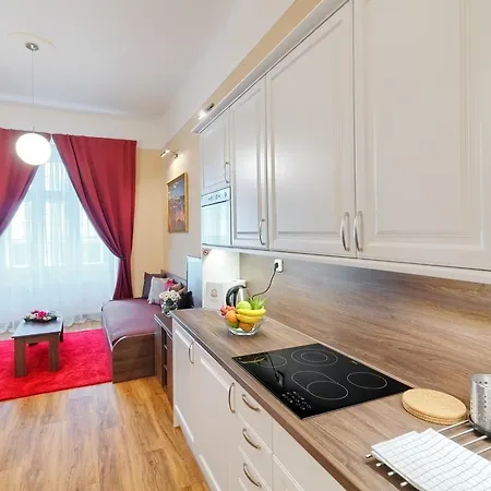 Milada Aparthotel 4*