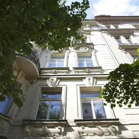 Parizska 1 * Prague