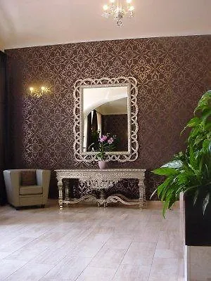 Otel Elephant Design