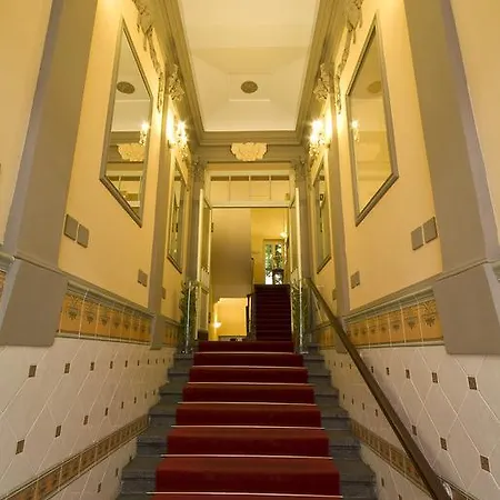 Raffaello Hotel