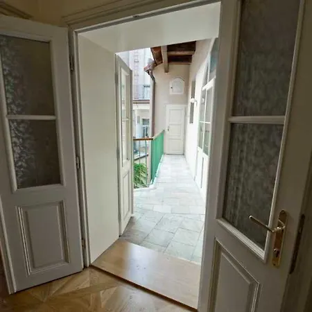 Bohemia Centre Apartment Prague