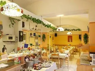 Golden Garni 3*