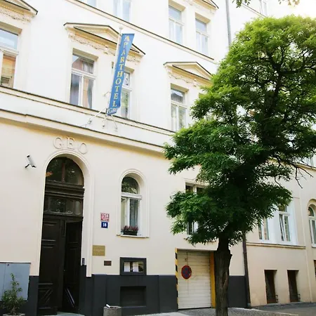 Geo Hotel 3*