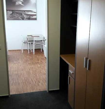 Hostal & Letov