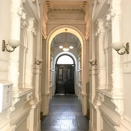 Apartment Art Gallery Prague
