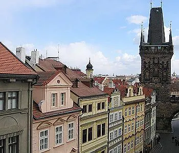 Mostecká 12 Praga