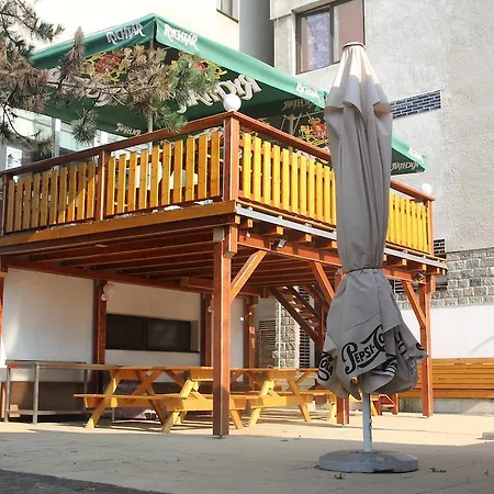 Alexander 호텔