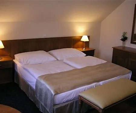 Aparthotel Modra Ruze