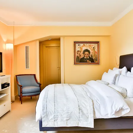 Aria Szálloda 5*