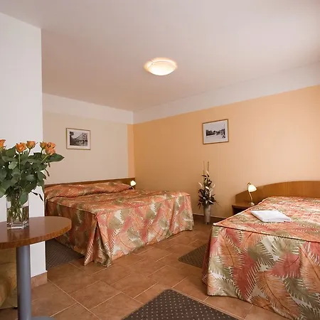 Hotell Seifert 4*