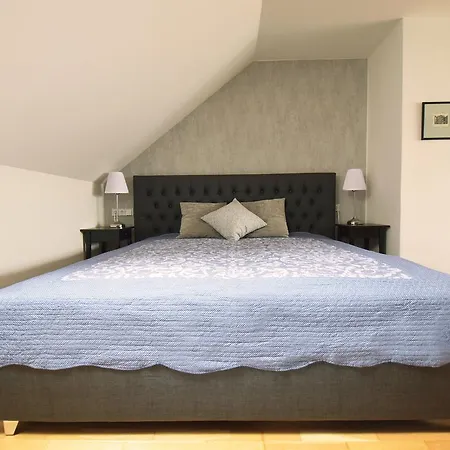 Amazing Angie's Apartamento *