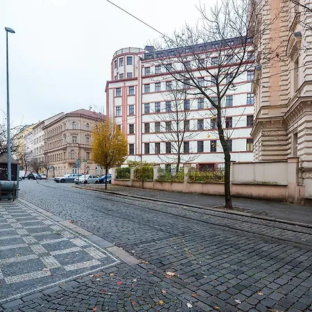 Cozy Private In The City Center Apartamento Praga