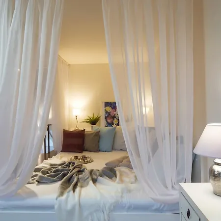 Modern Charvátova Appartement Praag