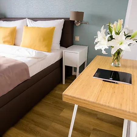 Pretty Woman S Studio With Terrace & Air Condition * Prague