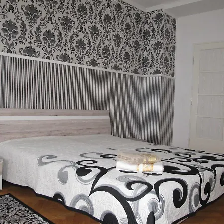 Arabesque Accommodation 3* Prague