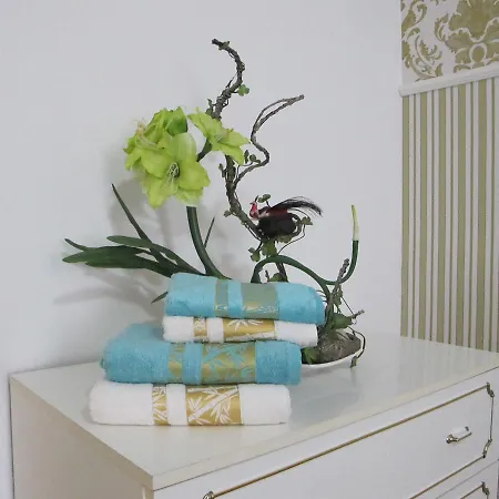 Arabesque Accommodation Bed & Breakfast