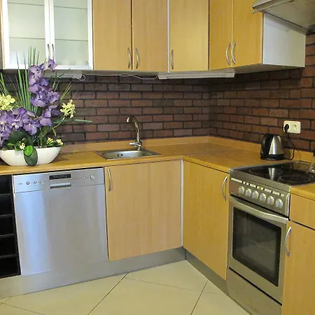 Arabesque Accommodation Bed & Breakfast