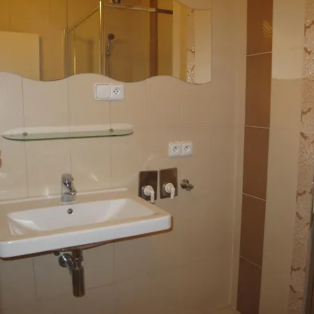 Arabesque Accommodation 3*