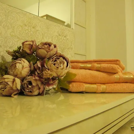 Arabesque Accommodation Bed & Breakfast
