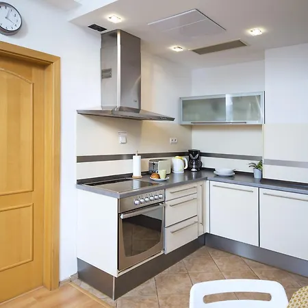 Apartment Modern Opatovická Prag