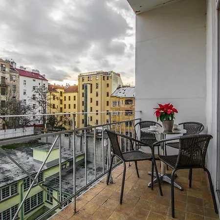 Apartamento Stylish Close To Eden Garden