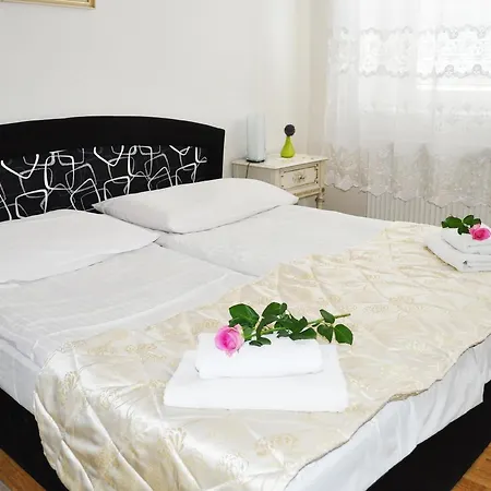Berg 3* Praha