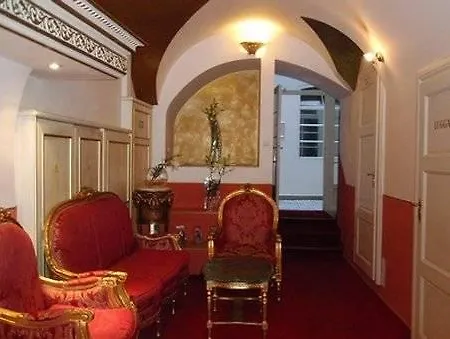 Aparthotel Lobster 4*
