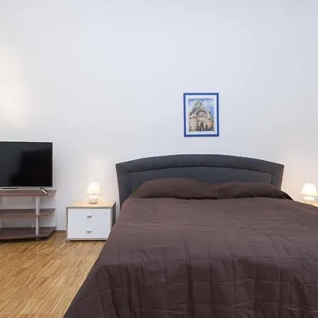 Apartamento V Lesíčku *