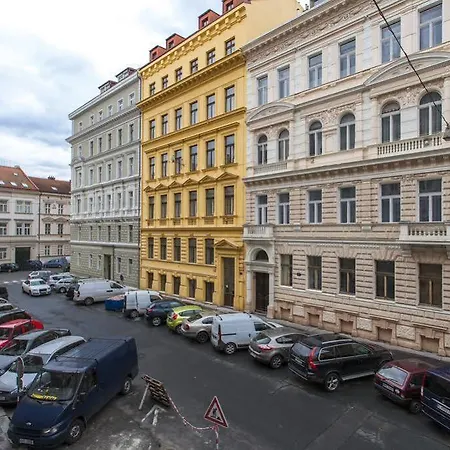 V Lesíčku Apartamento
