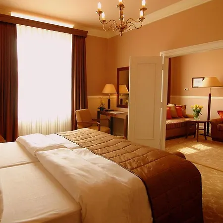 Esplanade Hotel 5*