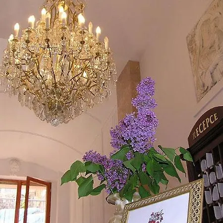 King Charles Boutique 4*