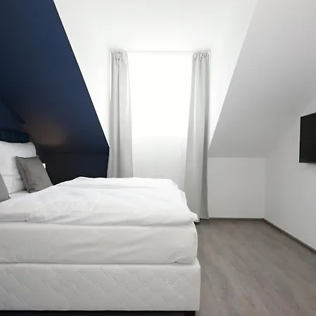 Alveo 4* Prague