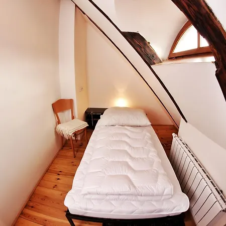 Hostel Homer - Old Town Square *