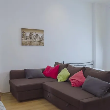 Modern Opatovická Apartment Prag