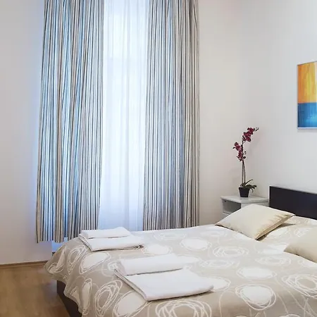 Apartment Modern Opatovická *