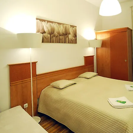 Hostel Free Zone *