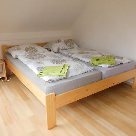 Plaz Guest house *