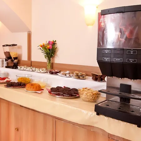 Otel Select 3*