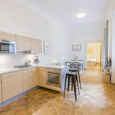 Bohemia Centre Apartment