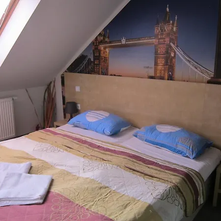 Apartahotel Andel 3*