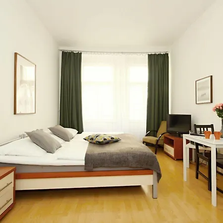 Apartamento Theatre *