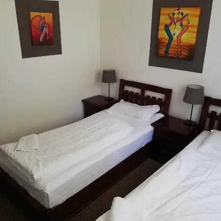 Hotel Penzion Praga Hotel 3*