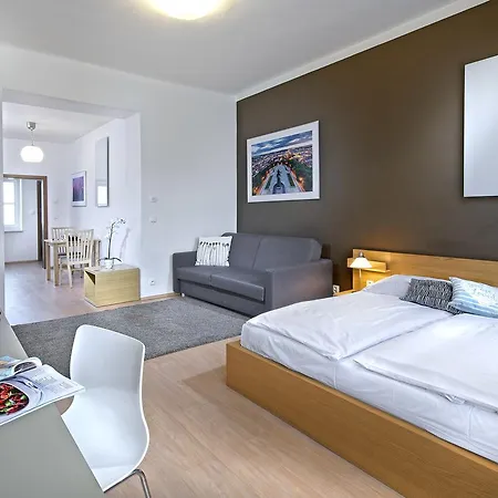 Appartement Downtown Chlumova *