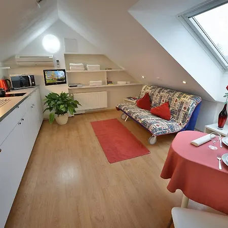 Apartmanhotel A. V.
