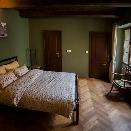 Nerudova By Interhome Apartamento Praga