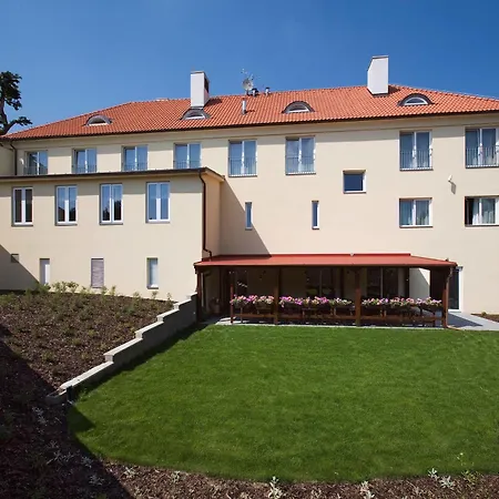 Dolce Hotel